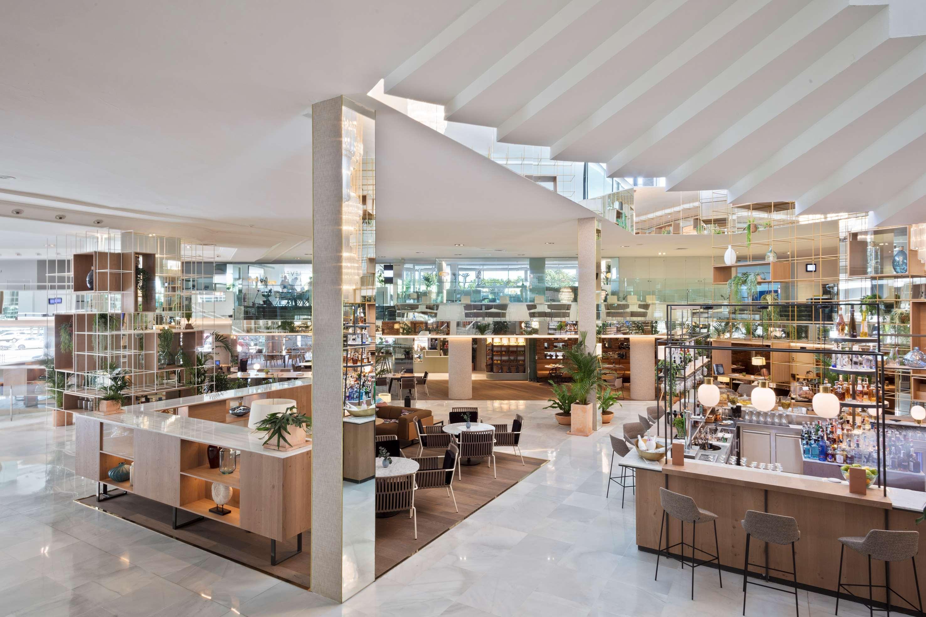 Hotel Meliá Palma Marina Esterno foto Interior of the hotel